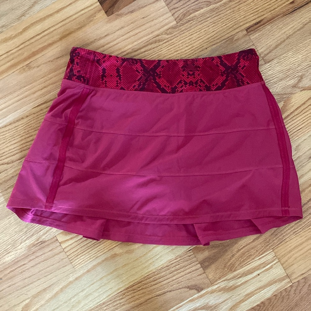 Lululemon Pace Rival Mini Ziggy Cranberry Snake Red Tide Skort Skirt-Size 8 Tall
